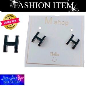 EARRINGS: Black & Gold-Tone, NWOT
